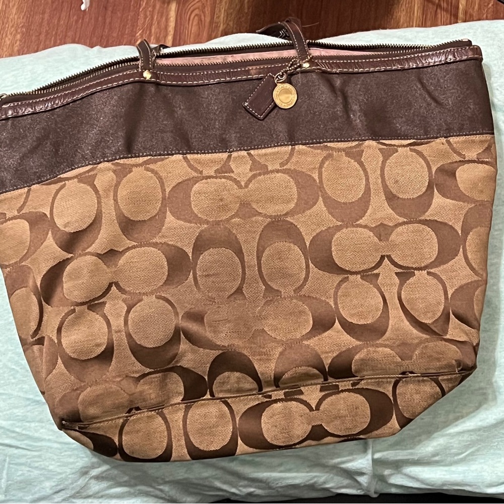 Coach bag - Picture 2 of 2